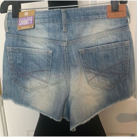 Aeropostale Shorty High Rise Jean Shorts Size 00 - Picture 2 of 4